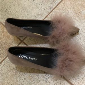 Taupe Marabou feather square heeled shoe. Vintage.